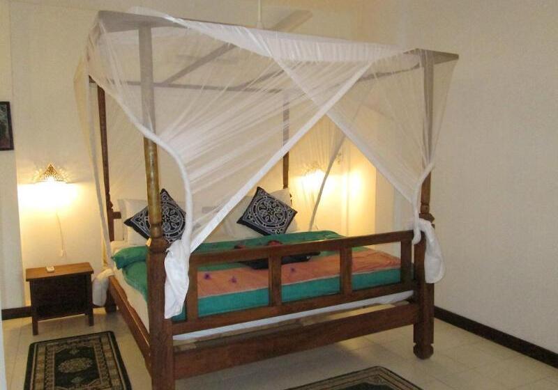 Fotos del hotel Flame Tree Cottages:  32