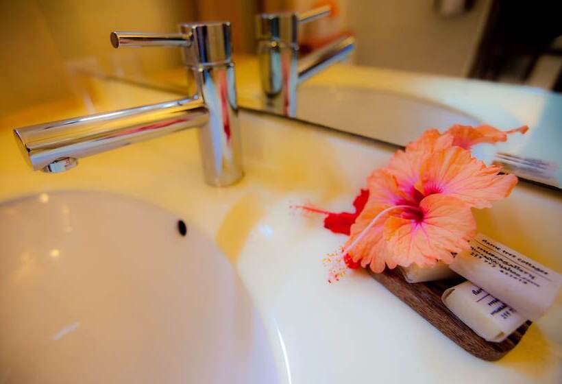 Fotos del hotel Flame Tree Cottages:  14