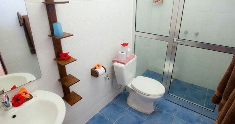 Fotos del hotel Flame Tree Cottages:  6