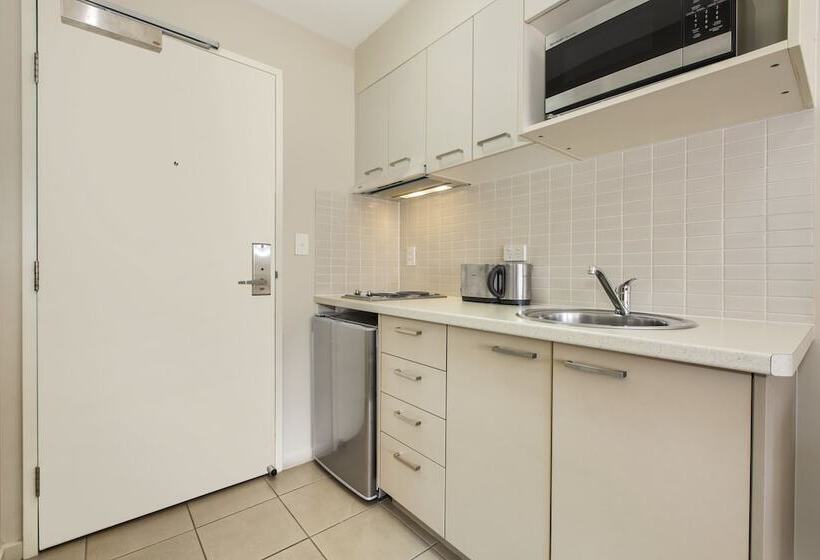 Gladstone Downtown Central Apartment Hotel Official