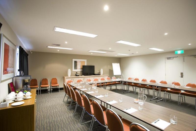 Gladstone Downtown Central Apartment Hotel Official
