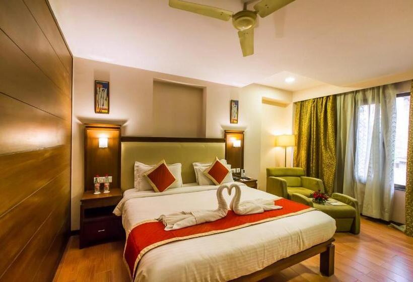 Fotos del hotel Golden Manor:  5