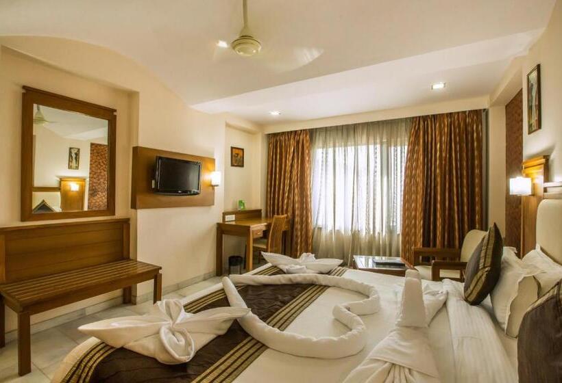 Fotos del hotel Golden Manor:  13