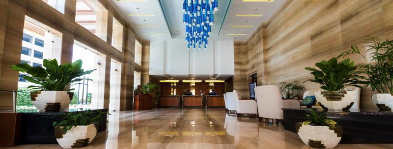 هتل Golden Tulip Vasundhara