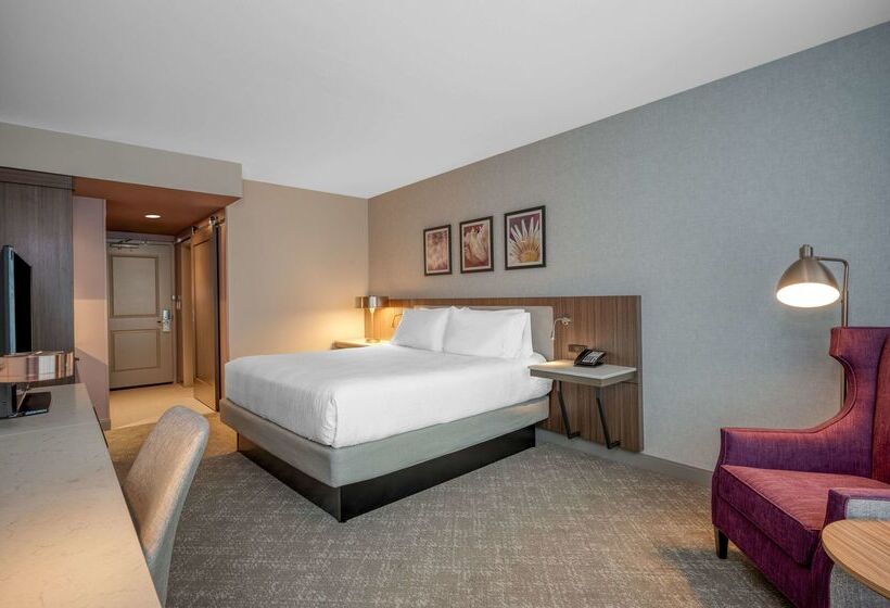 هتل Hilton Garden Inn Boston Logan Airport