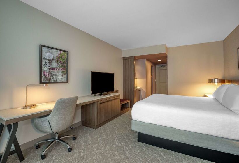 هتل Hilton Garden Inn Boston Logan Airport