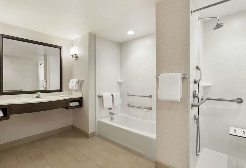 هتل Hilton Garden Inn Wallingford/meriden, Ct