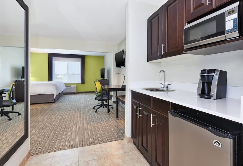 בית מלון כפרי Holiday Inn Express & Suites   Effingham, An Ihg