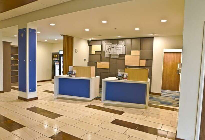 هتل Holiday Inn Express & Suites Port Huron