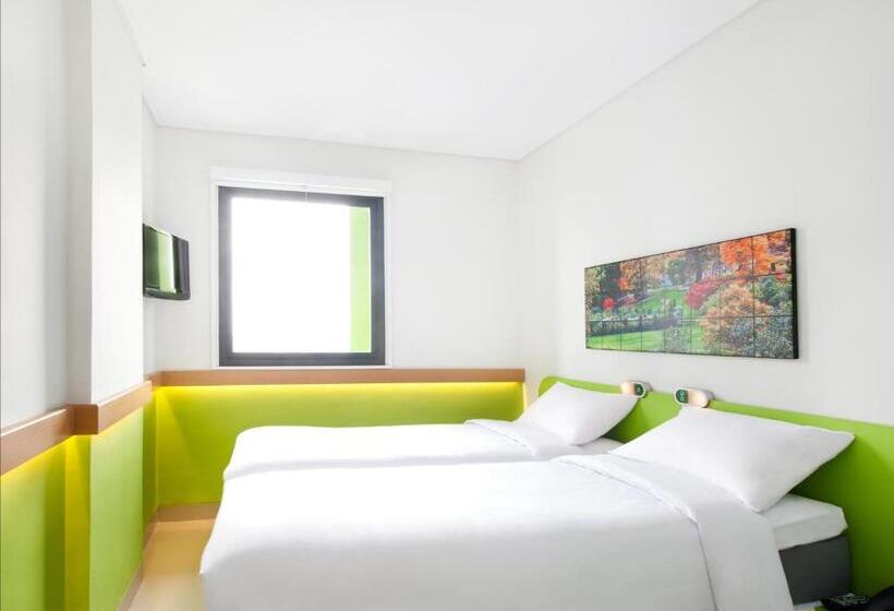 Hotel Ibis Budget Jakarta Daan Mogot