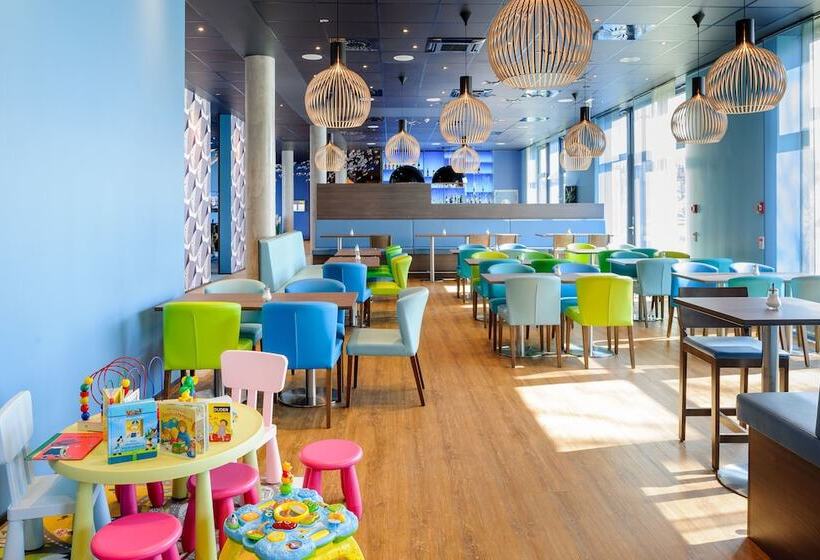 هتل Ibis Styles Konstanz