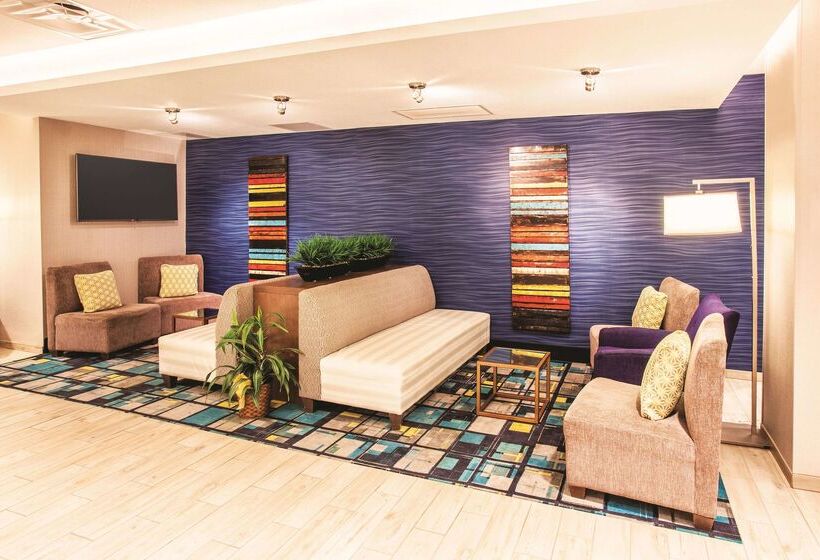 هتل La Quinta By Wyndham Duluth