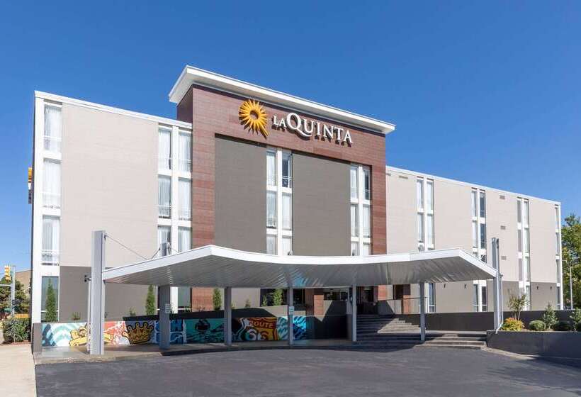 Hotel La Quinta Inn & Suites By Wyndham Tulsa Downtown/route 66