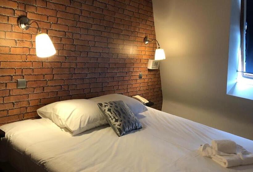 בית מלון כפרי La Voile Rouge