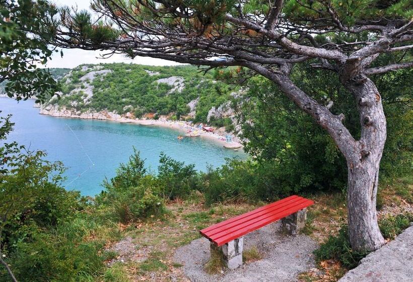 هتل Holiday Resort Kačjak