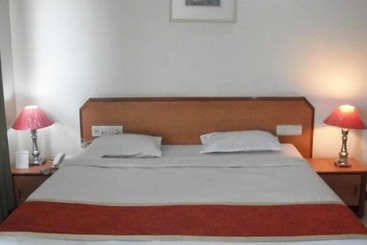 هتل Plaza Palace