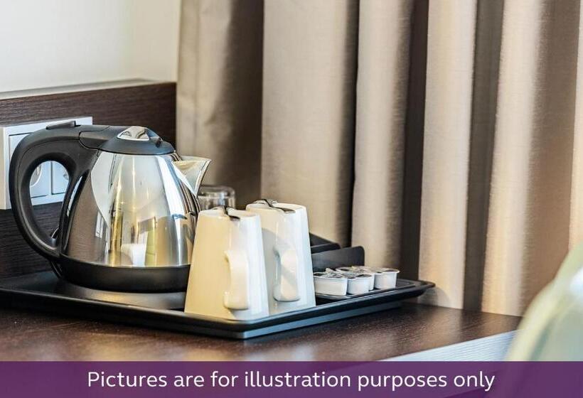 Premier Inn Düsseldorf City Ost Hotel