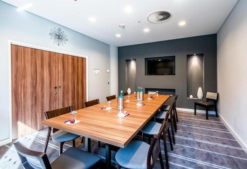 Fotos del hotel Premier Inn Düsseldorf City Ost Hotel:  15