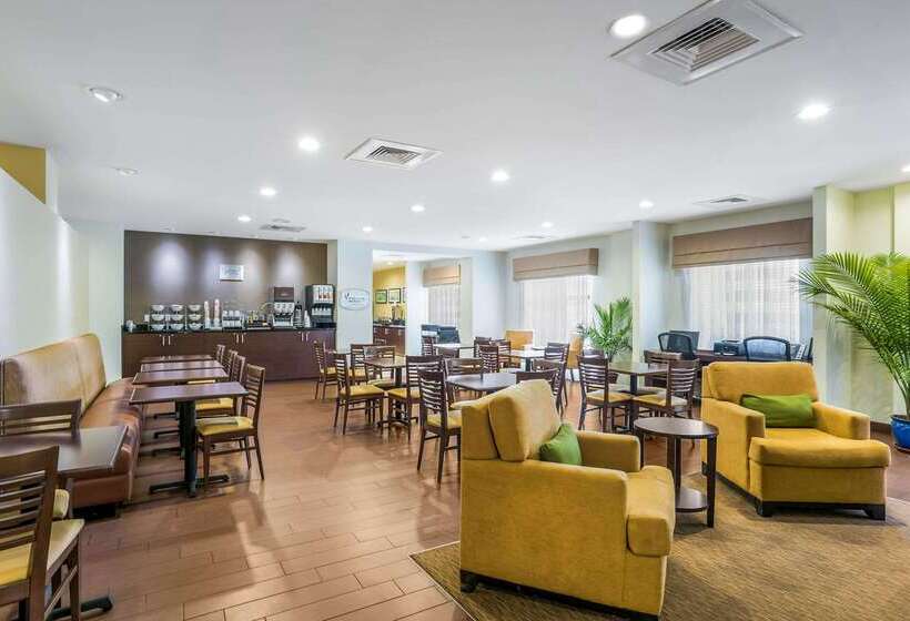 בית מלון כפרי Sleep Inn & Suites Hannibal