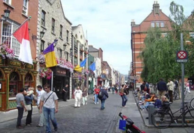 Отель The Norseman Temple Bar