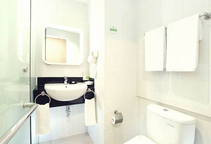 Zest Airport Jakarta By Swiss Belhotel International