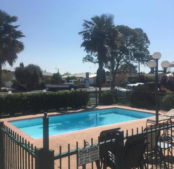 مُتل Deco City Motor Lodge
