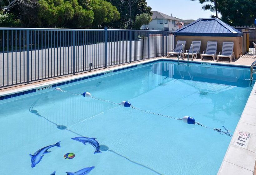 مُتل Sandcastle Inn