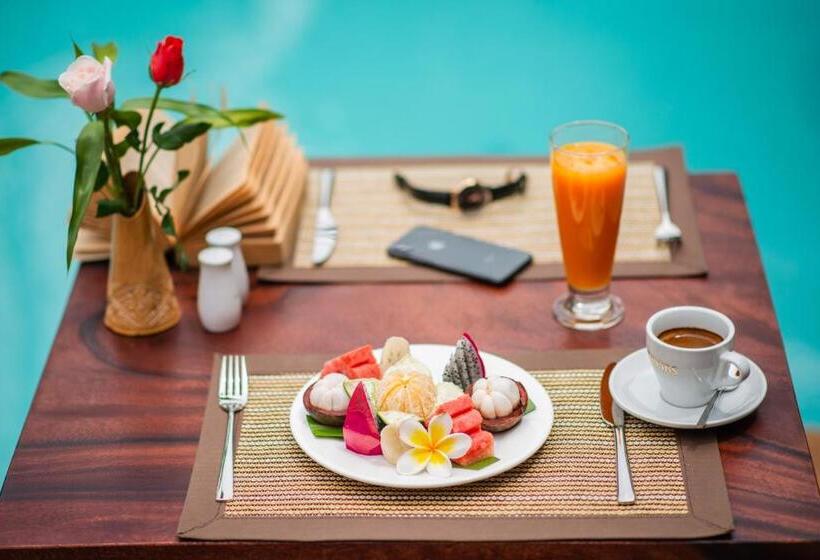 پانسیون Five Rose Siem Reap Hostel