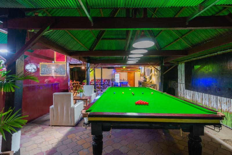 پانسیون Five Rose Siem Reap Hostel