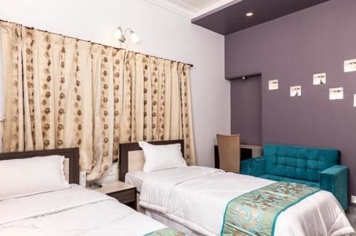 Pension Simi International  The Imperial Guest House