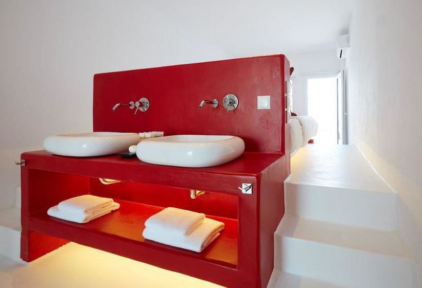 هتل Adore Santorini