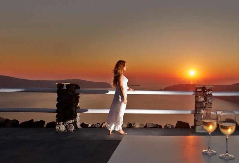 هتل Adore Santorini