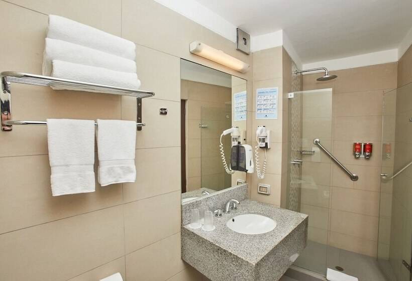 בית מלון כפרי Casa Andina Standard Machu Picchu