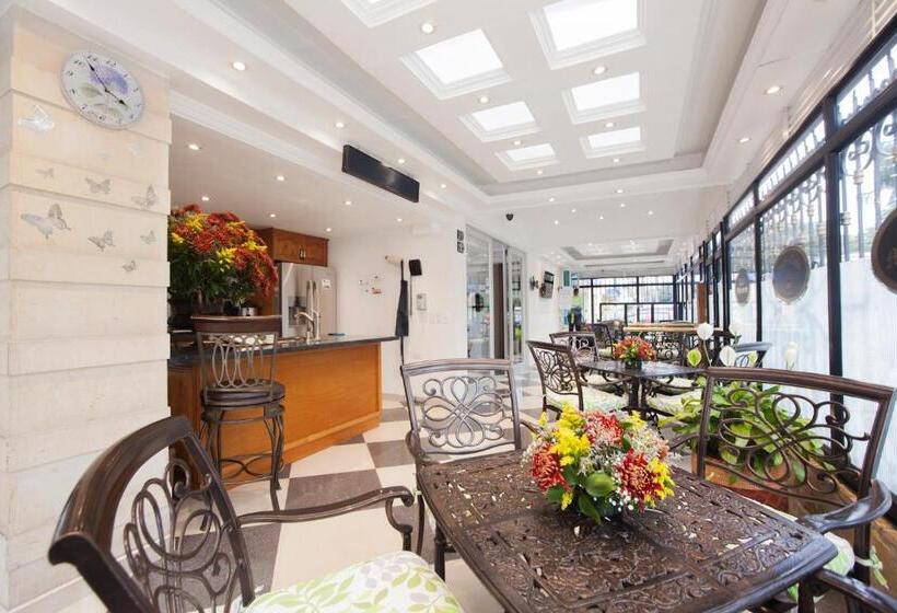 هتل Casa Mahanaim Colferias, Bogotá