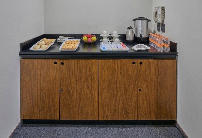 فندق City Express By Marriott Matamoros