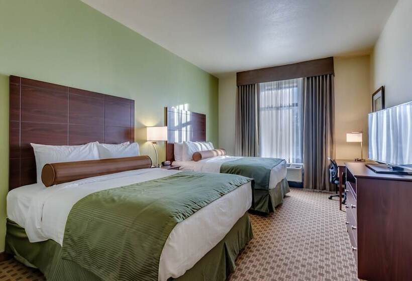 هتل Cobblestone Inn & Suites   Waverly