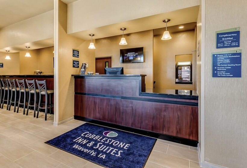 هتل Cobblestone Inn & Suites   Waverly
