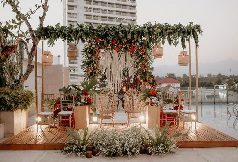 Fotos del hotel Crowne Plaza Bandung, An Ihg:  3