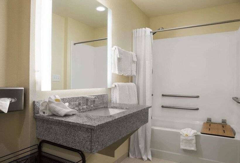 호텔 Days Inn & Suites By Wyndham Belmont