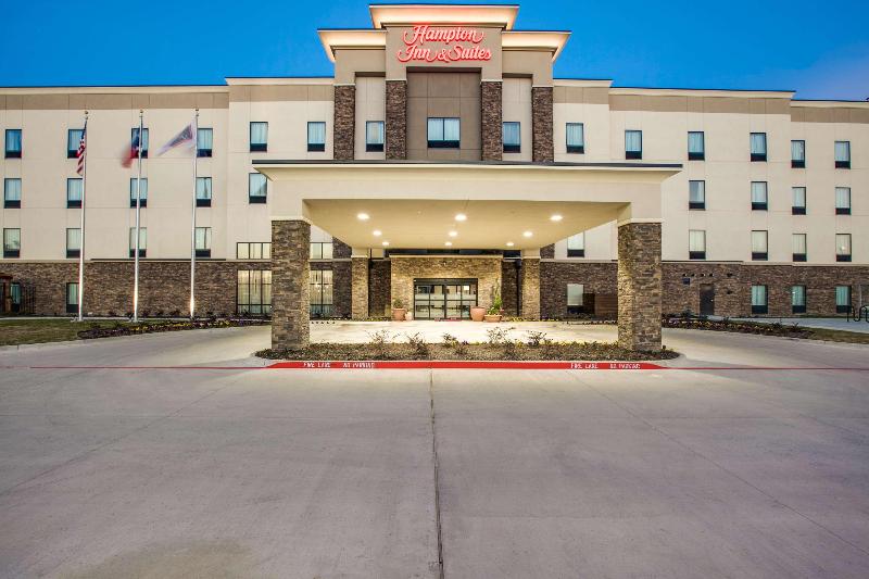 هتل Hampton Inn & Suites Dallas/ft. Worth Airport South