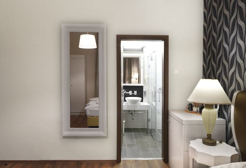 Fotos del hotel House Octogon:  23