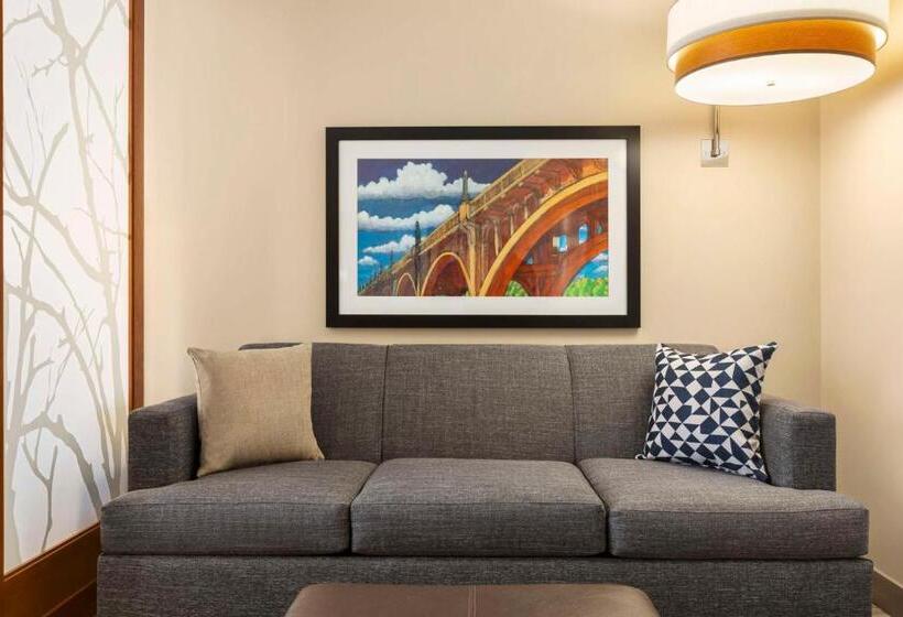هتل Hyatt Place Columbia/downtown/the Vista