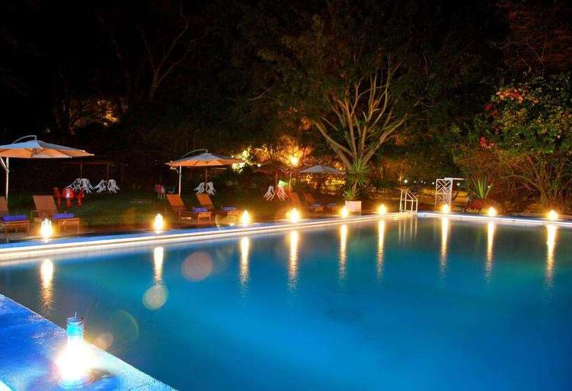 هتل Kiboko Luxury Camp