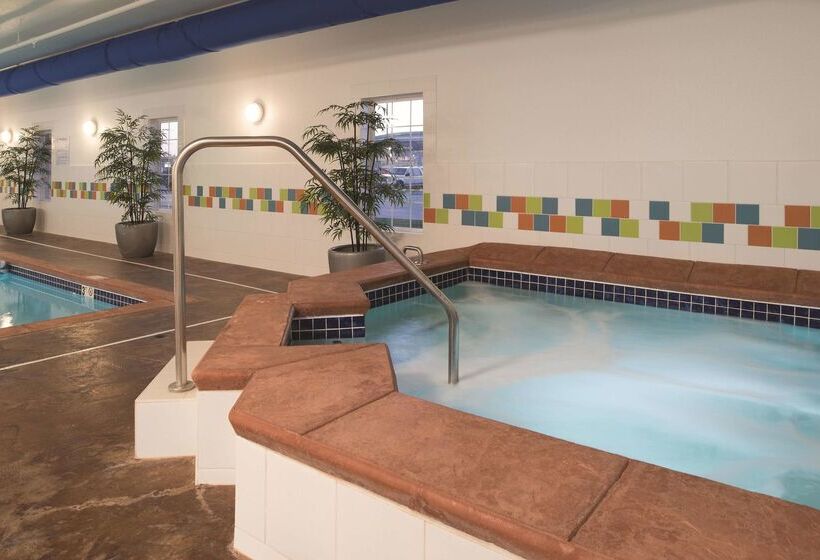 Hotel La Quinta Inn & Suites By Wyndham Grand Forks