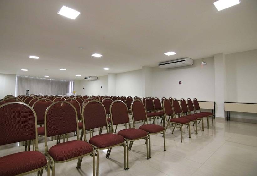 فندق Lagoon Prime