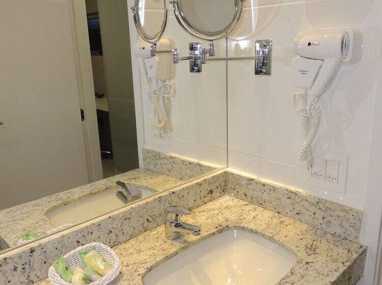 فندق Lagoon Prime