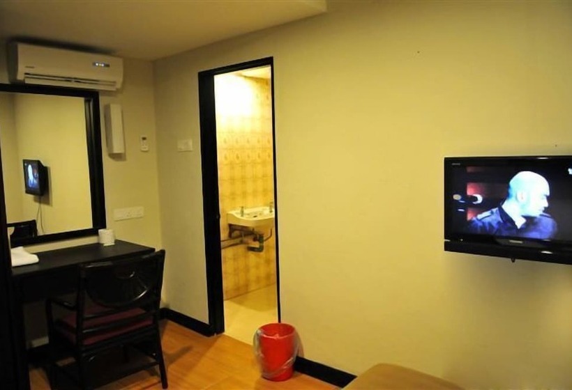 فندق Lodge 18