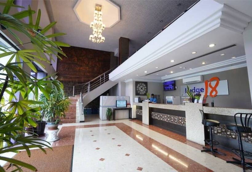 فندق Lodge 18