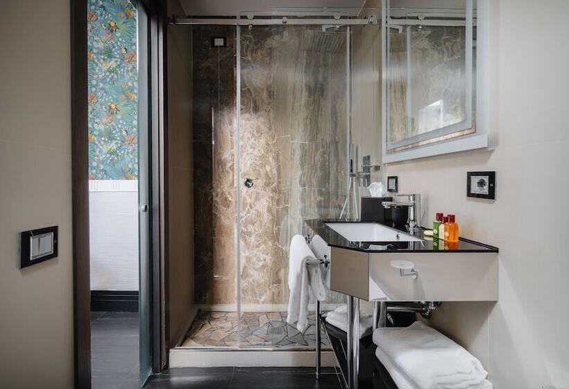 Fotos del hotel Mood Suites Tritone:  21