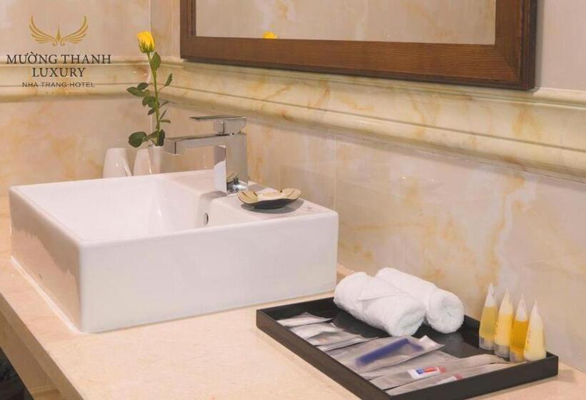 酒店 Muong Thanh Luxury Nha Trang
